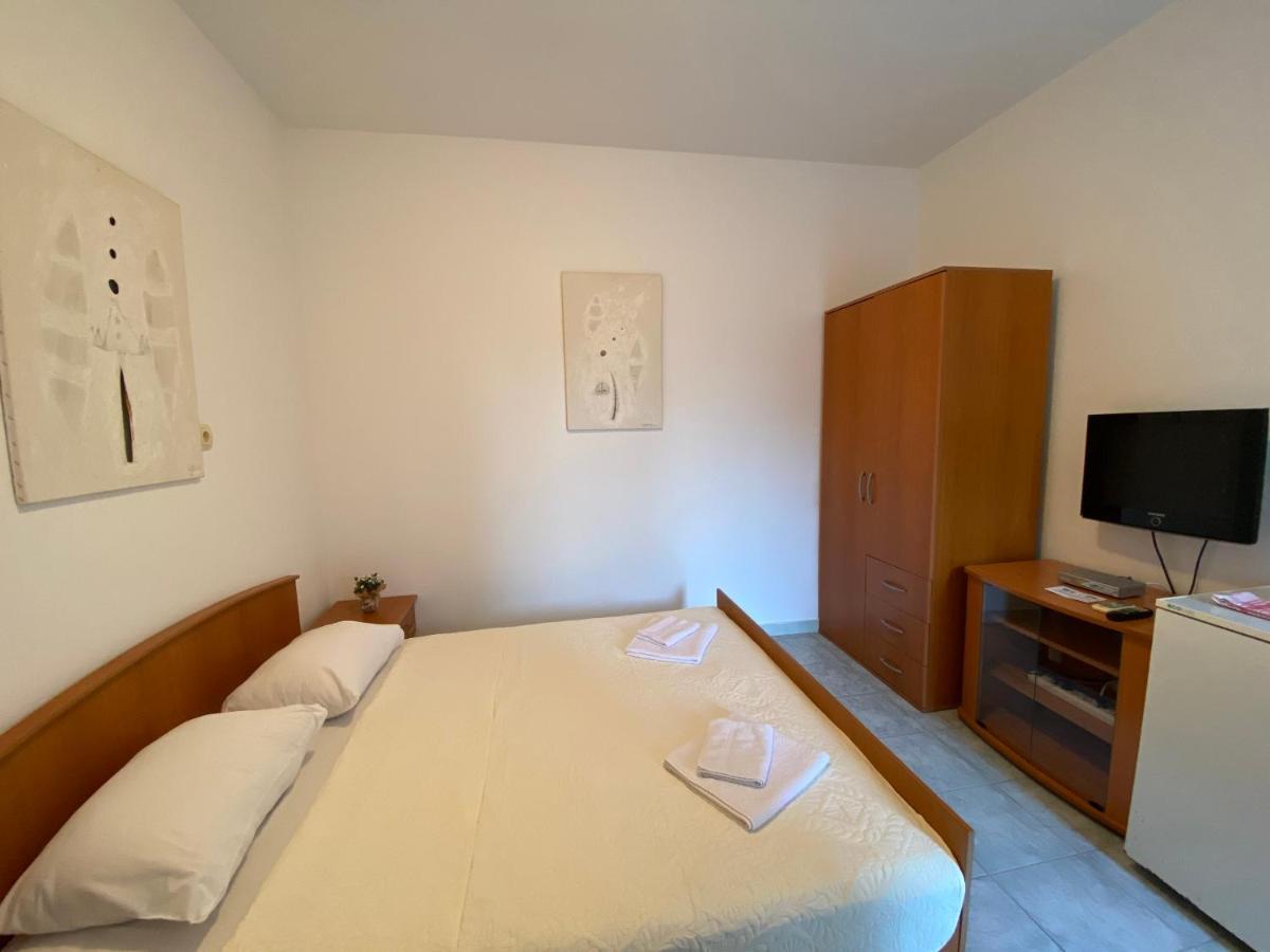Apartments Mandarina Garden Petrovac 외부 사진