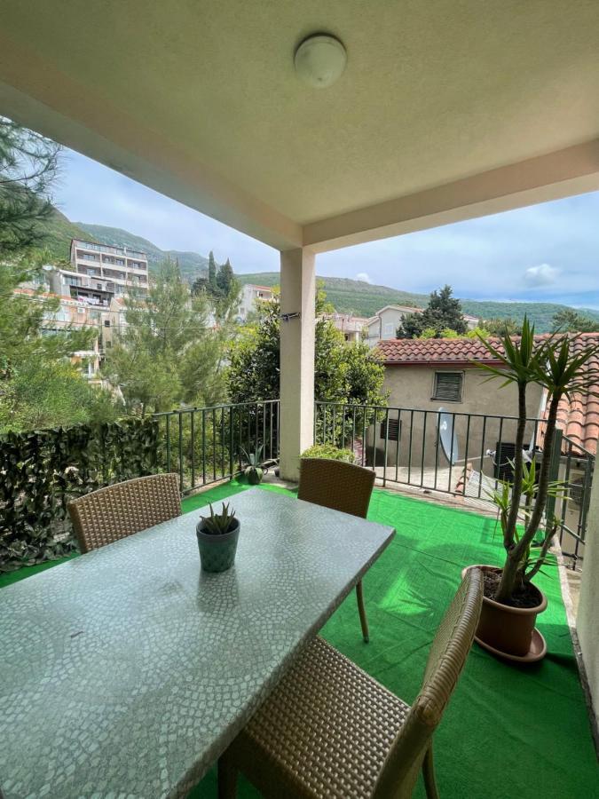 Apartments Mandarina Garden Petrovac 외부 사진