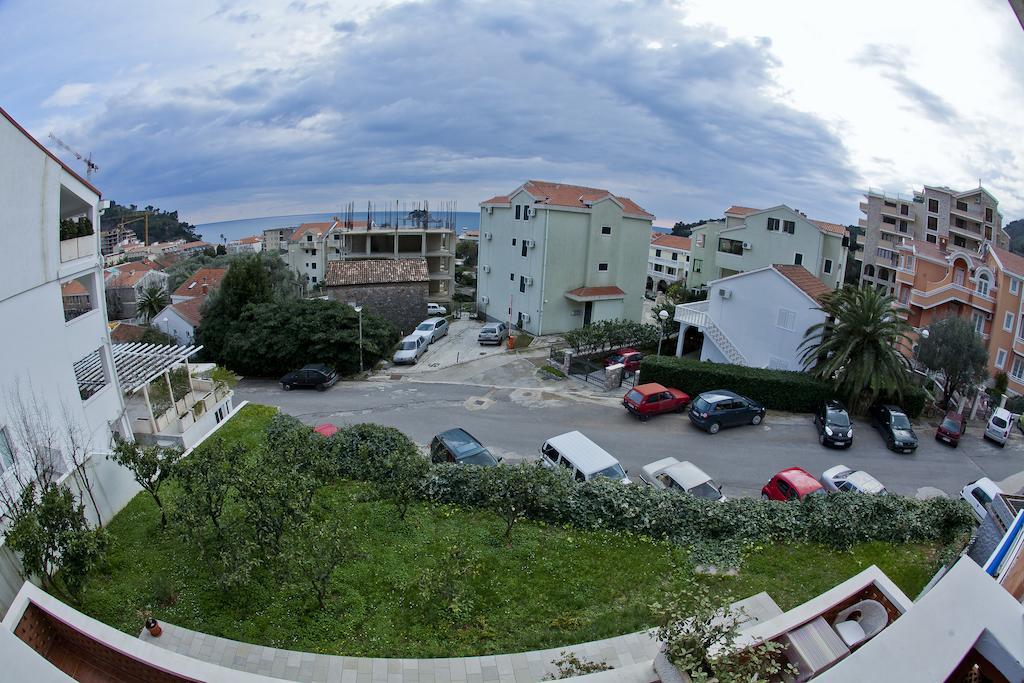 Apartments Mandarina Garden Petrovac 외부 사진